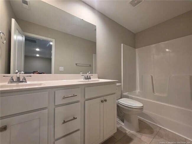 Building Photo - 3221 Carnoustie Ct