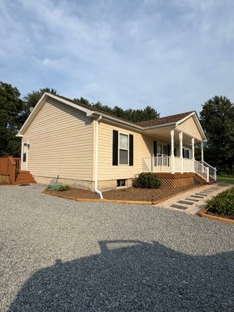 Building Photo - 10457 Hughes Ln