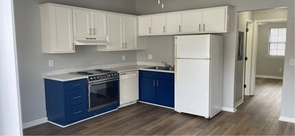 Building Photo - 1229 Continental Ct