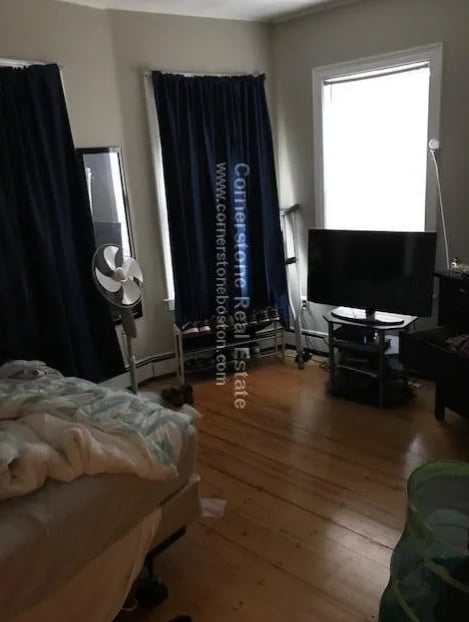 Building Photo - 1293 Cambridge St