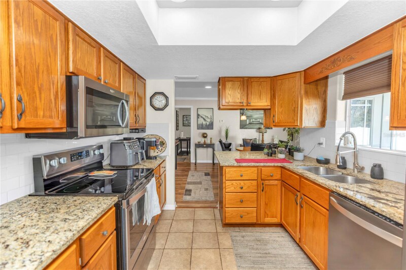 Building Photo - 1506 June Ave