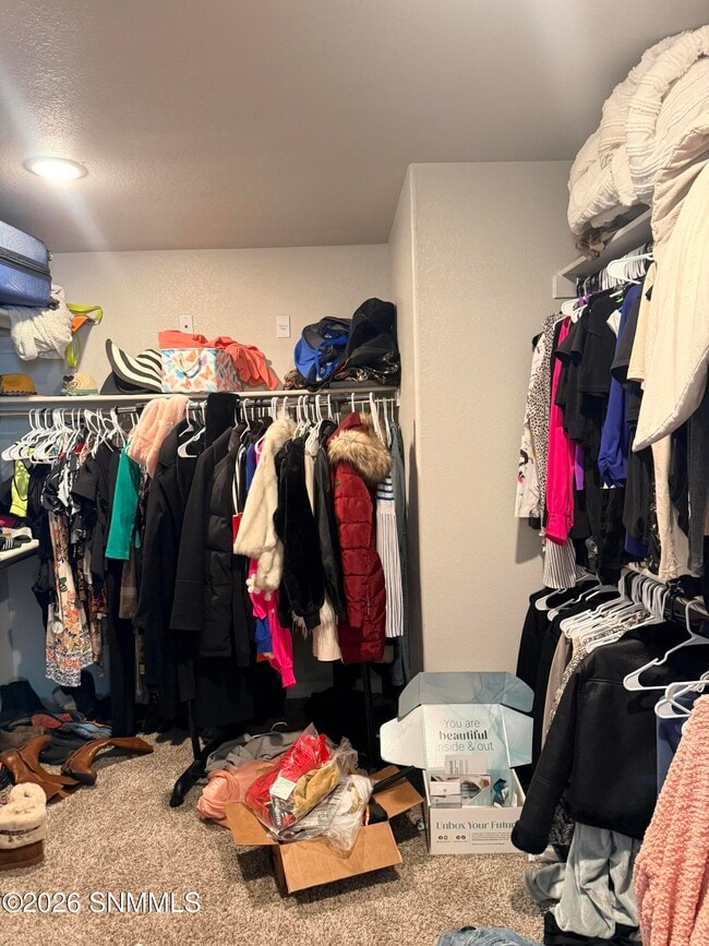 Building Photo - 548 La Entrada Cir