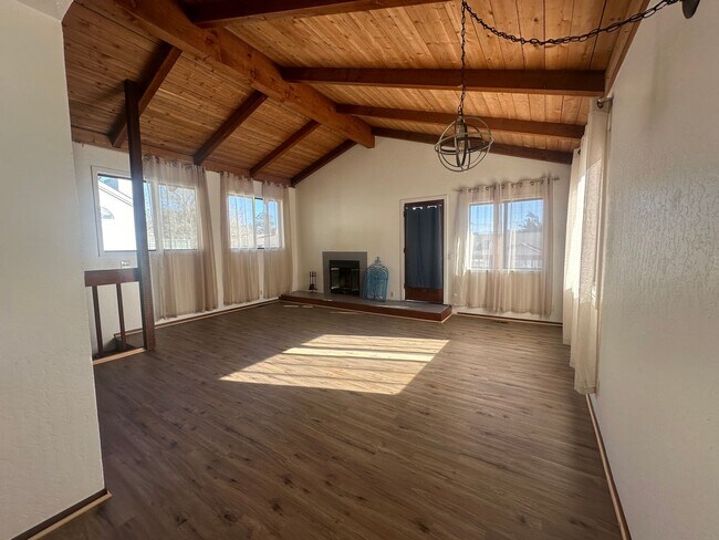 Building Photo - 2 Story Home in Soquel