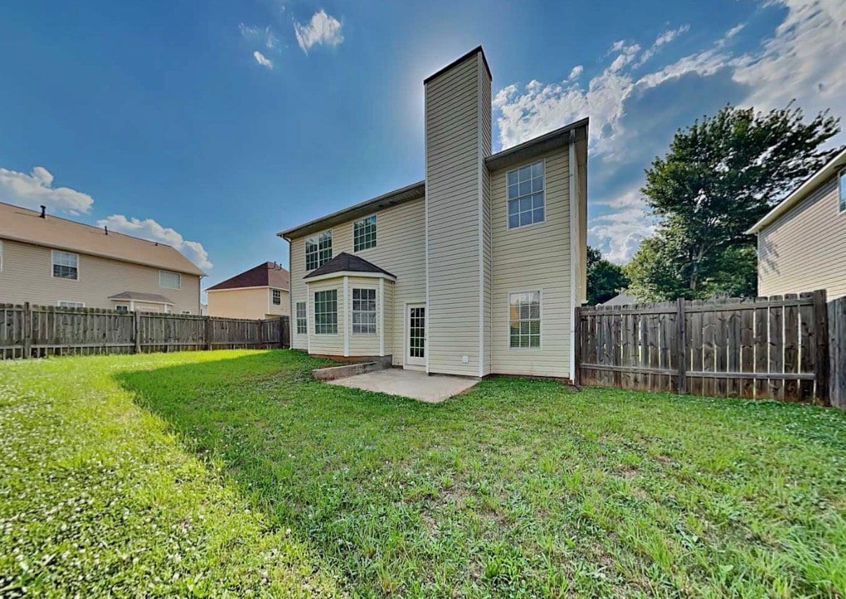 Building Photo - 1020 Ivey Ln