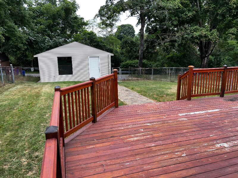 Building Photo - 527 Flynn Ave