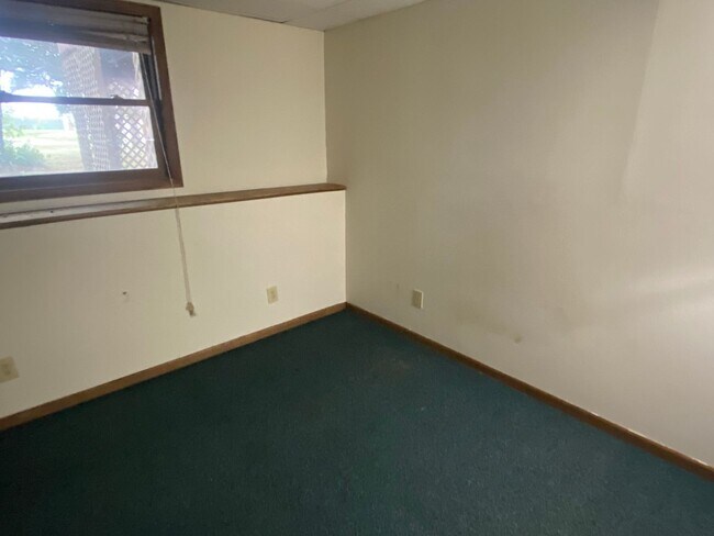 Building Photo - W1358 Prairie Pines Rd