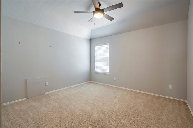 Building Photo - 15521 Landing Creek Ln