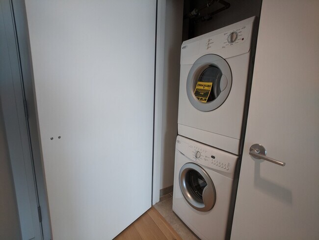 Building Photo - Partly Furnished luxurious Studio with 1-Bath and 1-Parking at Ae'o