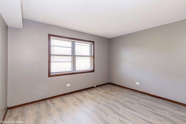 Building Photo - 4135 193rd St