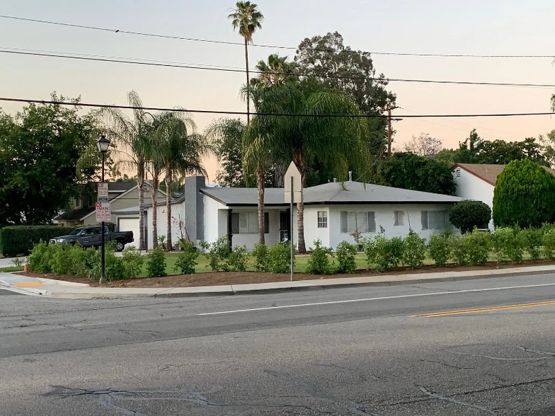 Building Photo - 3629 Arlington Ave