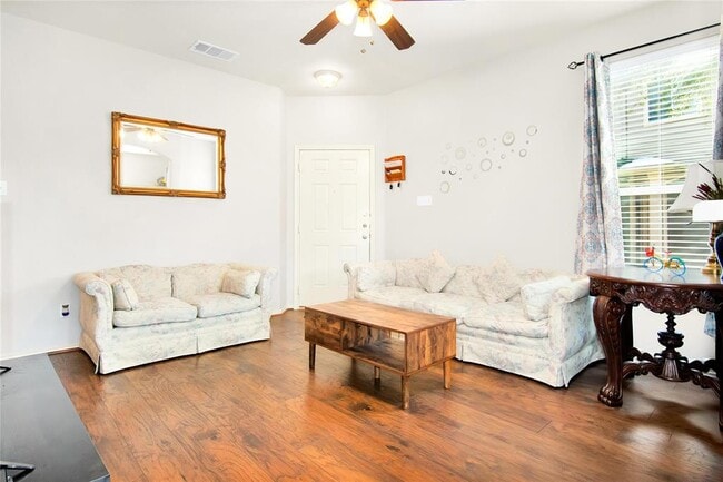 Building Photo - 14416 Lewis Carroll Ln