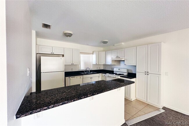 Building Photo - 4450 E Windmill Dr