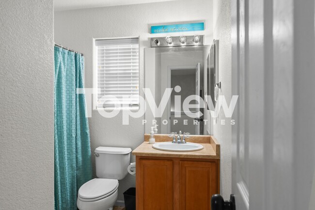 Building Photo - 2259 Falkirk Dr