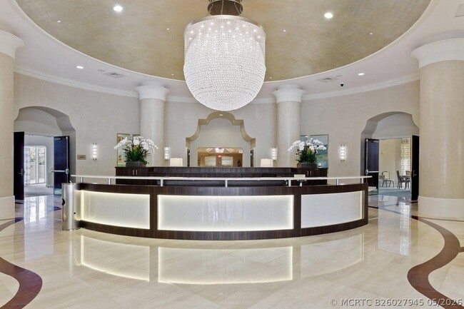 Building Photo - 3740 S Ocean Blvd