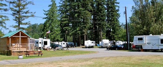 Lake Goodwin Resort - Stanwood, WA | Apartment Finder