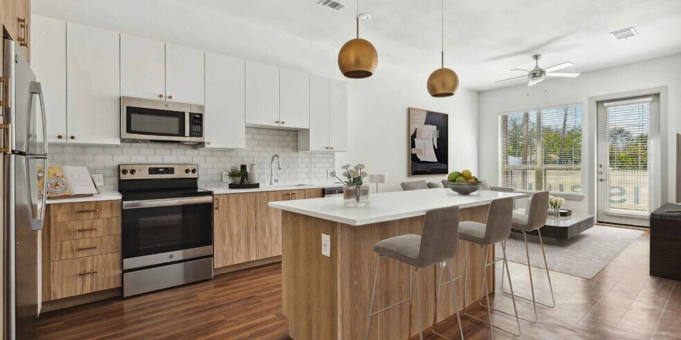 Building Photo - 5332 Trinity River Trl