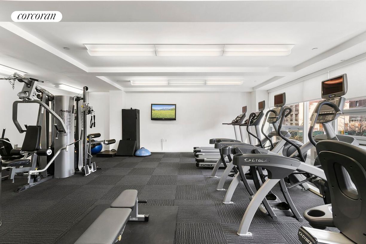 Building Photo - 181 E 119th St