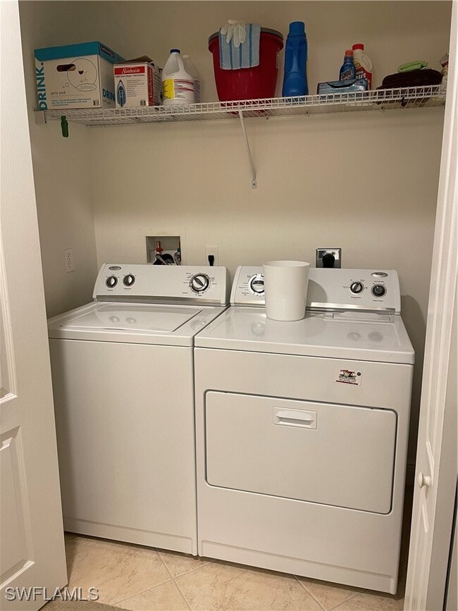 Building Photo - 11041 Gulf Reflections Drive