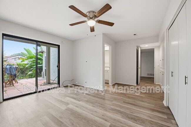 Building Photo - 2279 Caminito Cabala