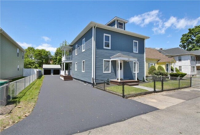 Building Photo - 103 Rodman St