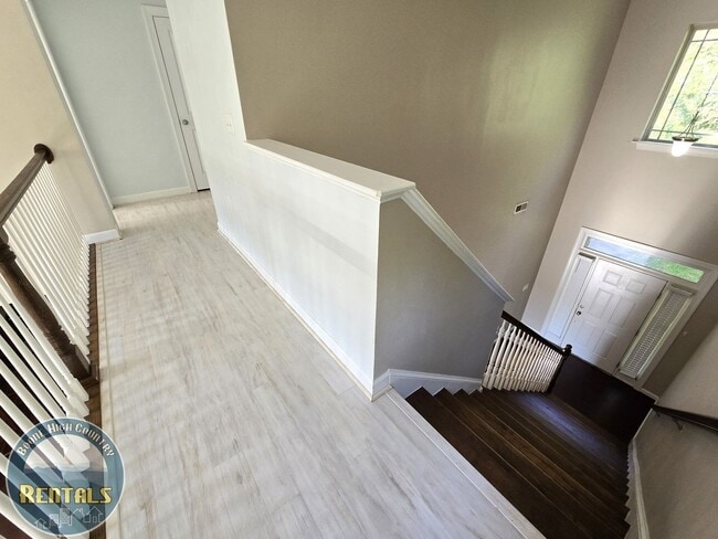 Building Photo - 194 Azor Ct