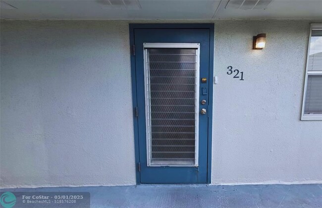 Building Photo - 321 Tuscany Ln