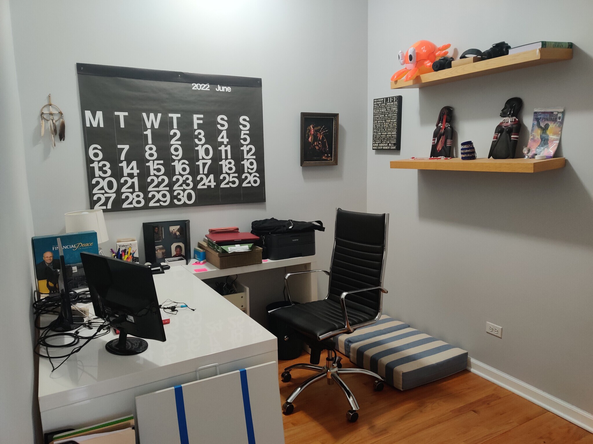 Office/den - 1222 E 64th St