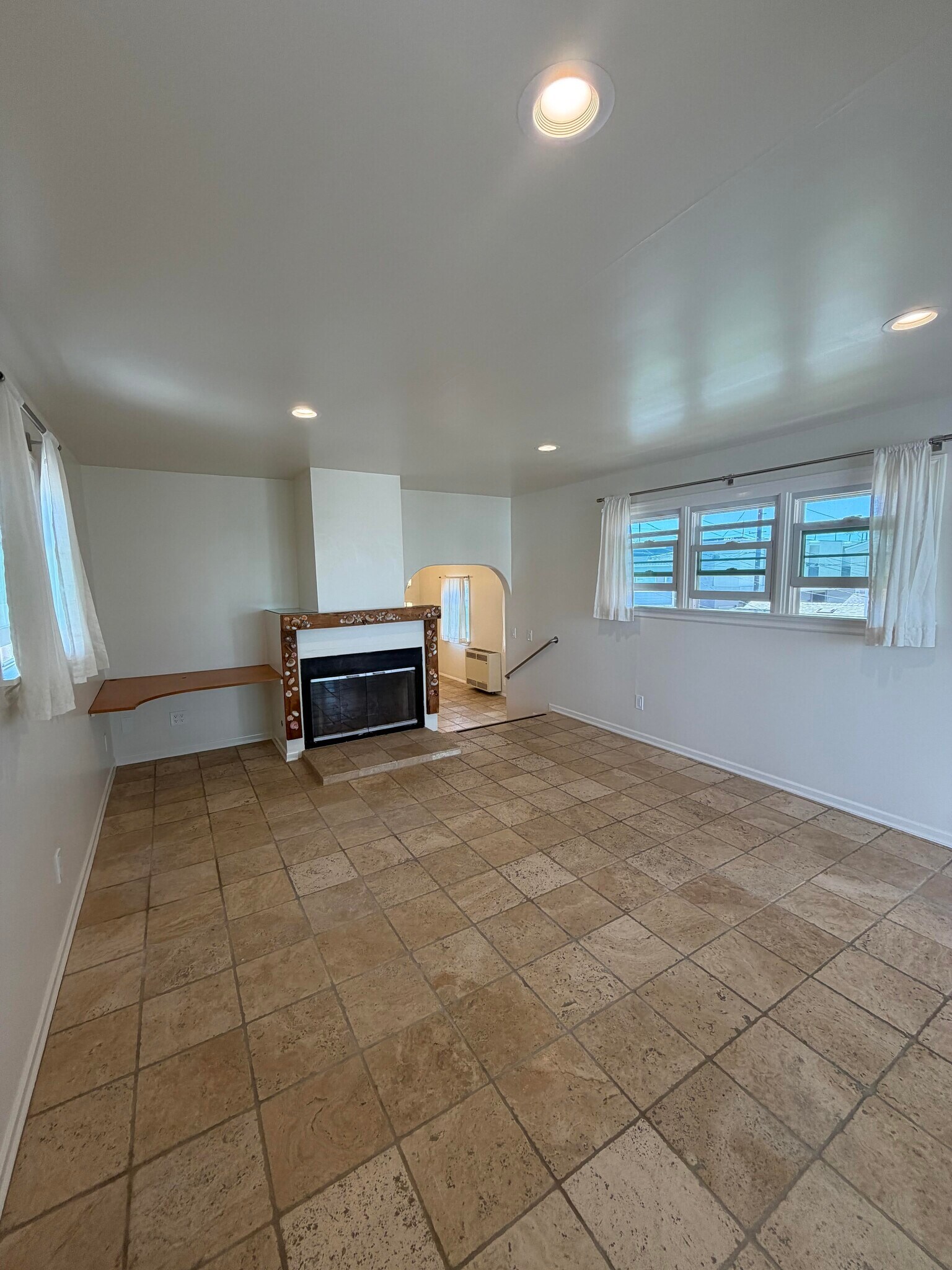 Living Room - 256 17th St