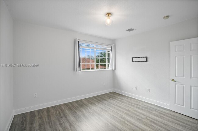 Building Photo - 4601 NW 121st Ave