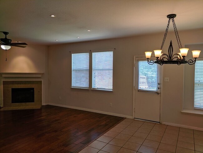 Building Photo - Charming 4 beds 3 baths in Frisco