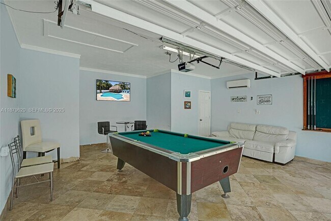 Building Photo - 16000 N Miami Ave