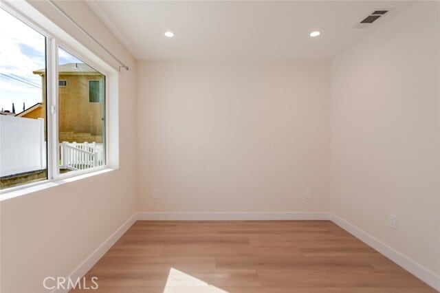 Building Photo - 10423 Pinyon Ave