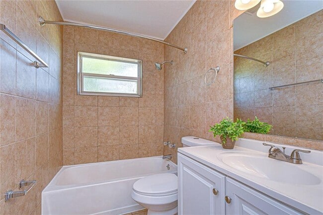 Building Photo - 3017 49th St S