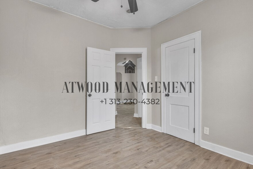 Building Photo - This beautifully updated 4-bedroom, 2-bath single-family home is ready for move-in!