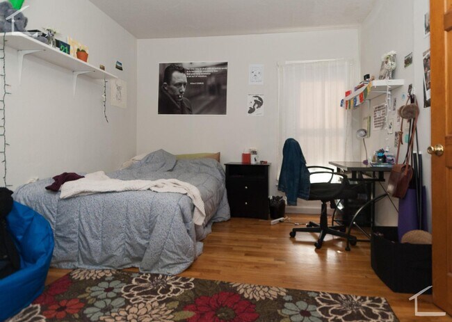 Building Photo - Allston Village BU 5-Bed/2-Bath SEPT