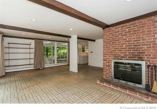 Building Photo - 828 Dentree Dr