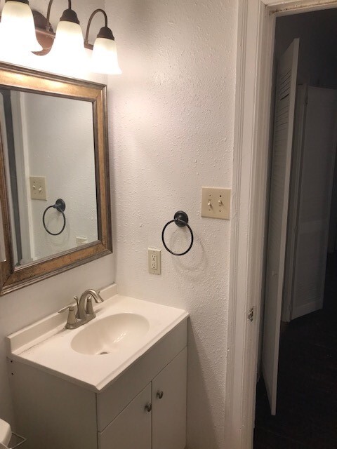 Building Photo - 7038 Quince St