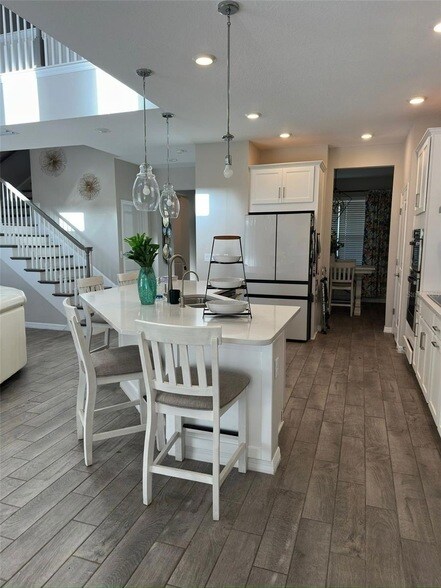 Building Photo - 33805 Astoria Cir