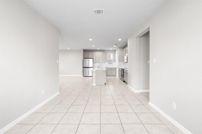 Building Photo - 313 McLintock Rd
