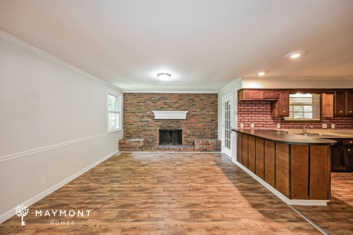 Building Photo - 629 Brook Dr