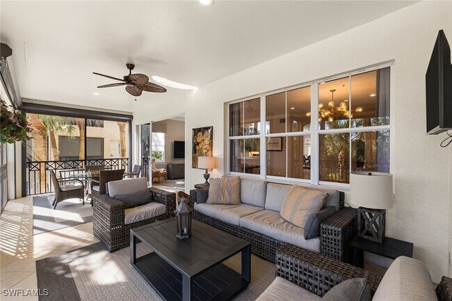 Building Photo - 2864 Tiburon Blvd E