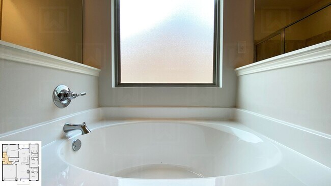 Building Photo - 5430 Bluebell Cir
