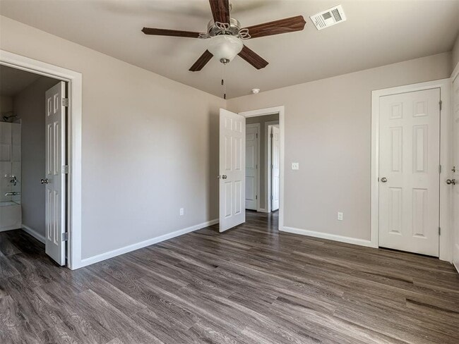 Building Photo - 1102 Ashton Ln