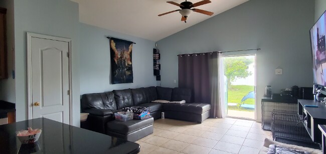Building Photo - 2158 Victoria Falls Dr