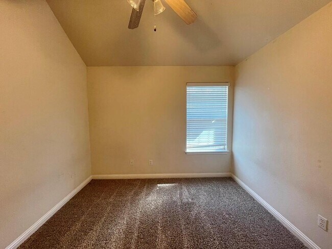 Building Photo - 3664 Fossilwood Way