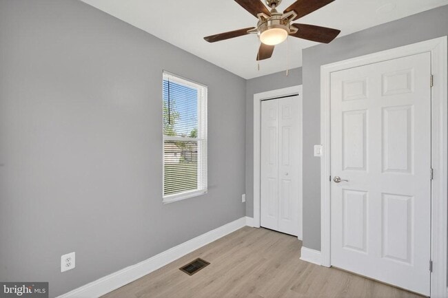 Building Photo - 505 69th St