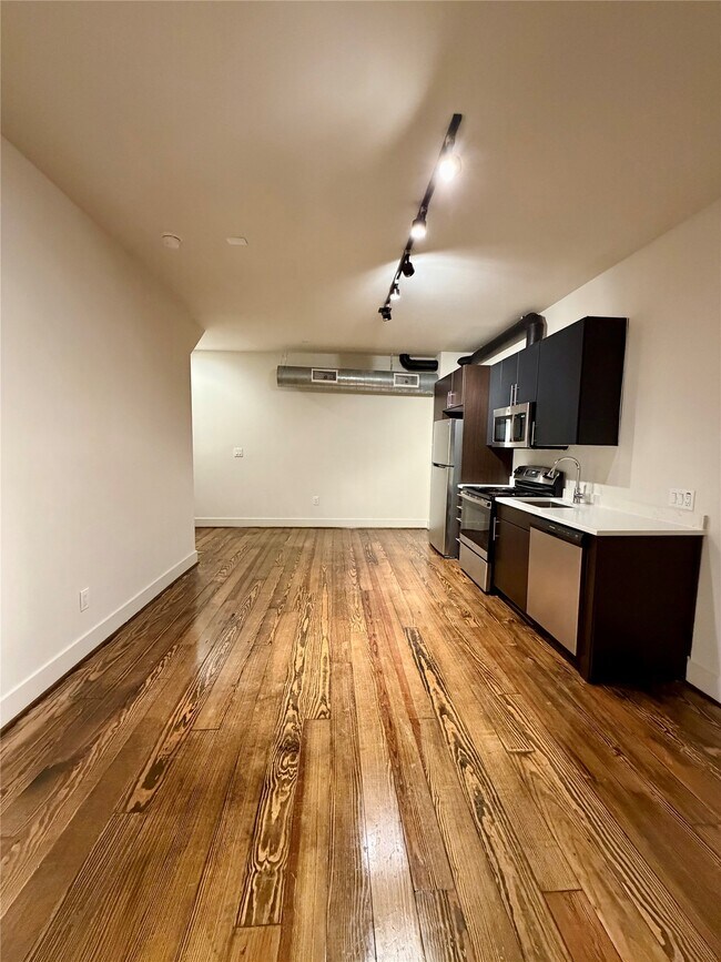 Building Photo - 4411 Dallas St