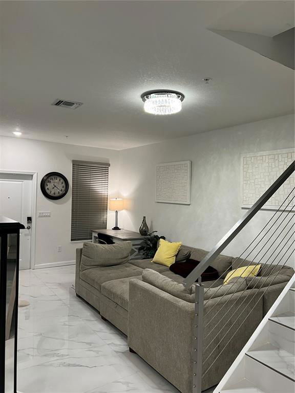 Building Photo - 221 SW 159th Way