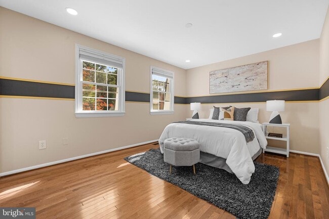 Building Photo - 10429 Headly Ct