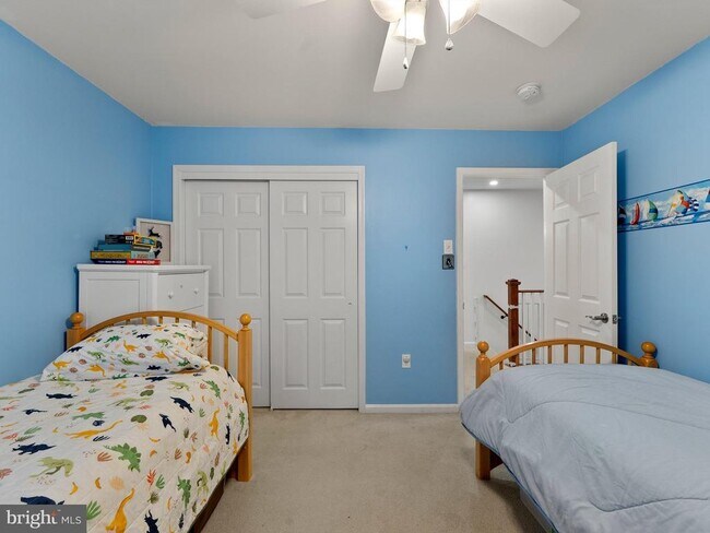 Building Photo - 3044 Emerald Chase Dr